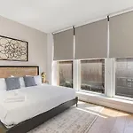 The Saddlery - Encore - 1 Block To Broadway *