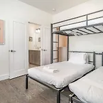 Heights-sleeps 12-in Cumberland Heights *
