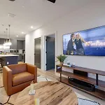 Twin Notes - Odyssey - 2 Units - Mins To Broadway