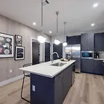 Holiday home Twin Notes - Odyssey - 2 Units - Mins To Broadway Nashville
