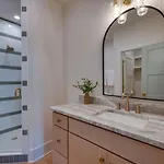 Holiday home Eclipse - Ultra High End Finishes - Rooftop Patio *