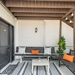 Rutledge After Dark - Walk To Broadway & The Gulch *