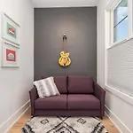 The Acklen-private Balcony-4 Mins To Broadway Holiday home Nashville