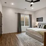 Group Getaway - 2 Homes Rooftops 28 * Nashville