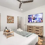 Hurst House - 4 Stylish Homes - Mins To Germantown