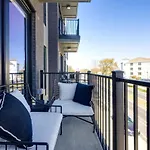 Twin Notes - Odyssey - 2 Units - Mins To Broadway * Nashville