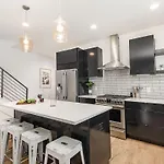 Hurst House - 4 Stylish Homes - Mins To Germantown