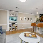 Of Downtown Nashville! Apartment *