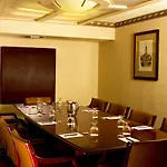 Hotel Doubletree By Hilton Airport