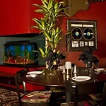 Doubletree By Hilton Airport Hotel 3*