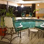 Hotel Doubletree By Hilton Airport 3*