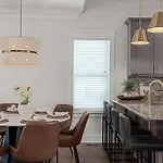 The Edgehill House - Close To Belmont & Vanderbilt Holiday home *