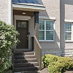 The Edgehill House - Close To Belmont & Vanderbilt Holiday home *