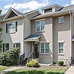 The Edgehill House - Close To Belmont & Vanderbilt Holiday home *