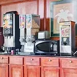 Hotel Super 8 Downtown Airport