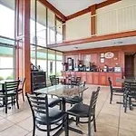 Super 8 Downtown Airport Nashville