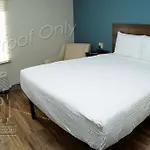 Woodspring Airport Hotel