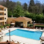 Courtyard By Marriott Airport Nashville