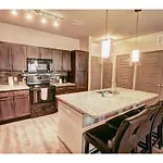 Two Bedroom Germantown Condo - Gt10