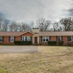 Nashville Manor Apartment