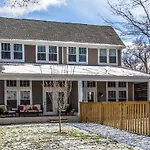 Little Hamilton Hosue 1313 Home