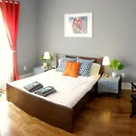 9 Bedroom House In South 11Th Street