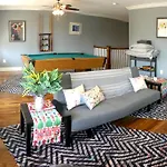 9 Bedroom House In South 11Th Street
