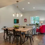 Sprawling, Beautiful New Build With Room For All- Close To Downtown+Hot Spots! Home