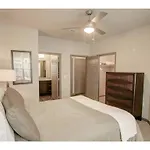 Two Bedroom Germantown Condo - Gt02