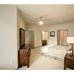 Two Bedroom Germantown Condo - Gt03