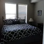 Signature Suites At Elliston23
