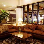 Hotel Doubletree By Hilton Airport
