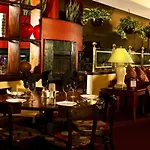 Doubletree By Hilton Airport Hotel