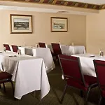 Doubletree By Hilton Airport Hotel 3*