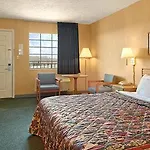 Days By Wyndham Joelton/nashville Hotel