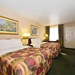 Motel Super 8 By Wyndham Hermitage 2*