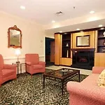Western Airport - Bna 3*