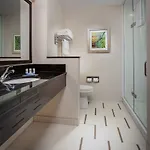 Fairfield & By Marriott Downtown-metrocenter 3*