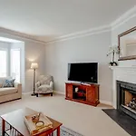 Long Blvd Condo Unit E3