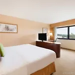 Radisson Airport Hotel
