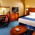 Courtyard By Marriott Airport 3*