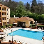 Courtyard By Marriott Airport Hotel Nashville