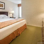 Drury & Airport Hotel Nashville