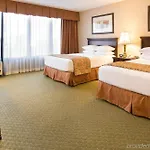Drury & Airport Hotel Nashville