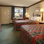 Hotel Days By Wyndham Airport East 2*