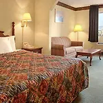 Hotel Days By Wyndham Airport East 2*
