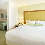 Springhill Metrocenter Hotel