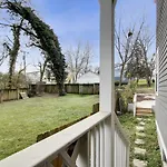 Sharpe Duplex