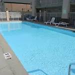 Days By Wyndham Airport East 2*