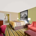Super 8 By Wyndham Hermitage 2*